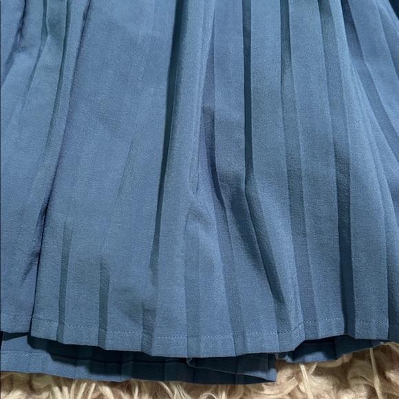 Lululemon Varsity High Rise Pleated Tennis Skirt - Picture 3 of 10